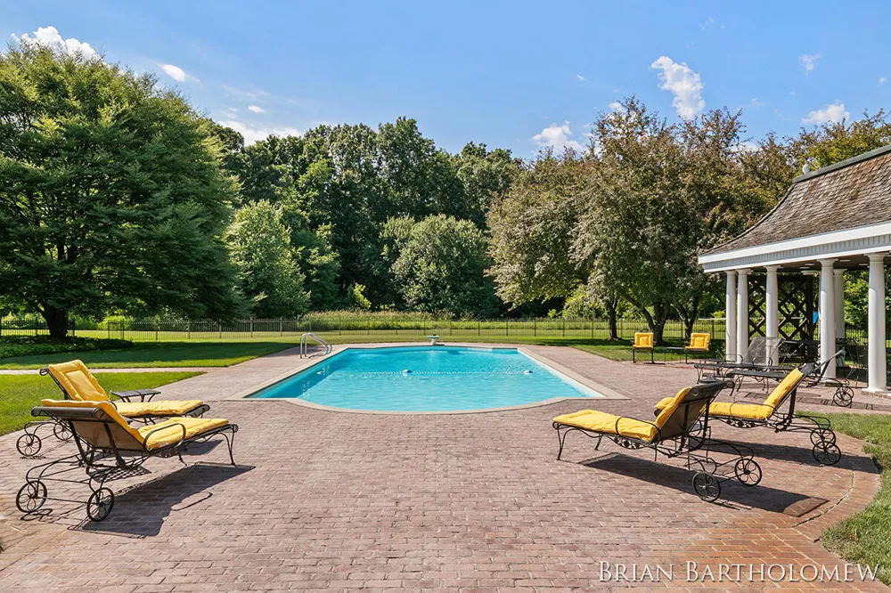 560 Saddlebrook Drive NE Ada, MI 49301