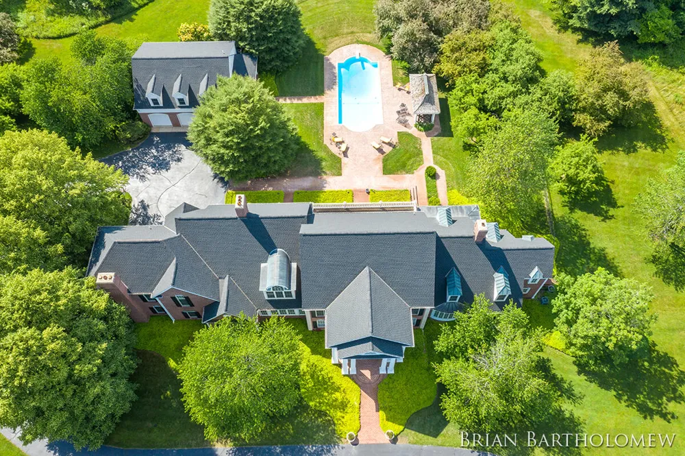 560 Saddlebrook Drive NE Ada, MI 49301
