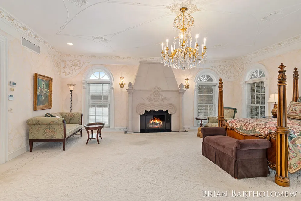560 Saddlebrook Drive NE Ada, MI 49301