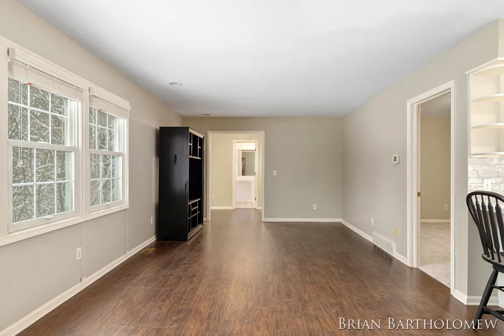 560 Saddlebrook Drive NE Ada, MI 49301