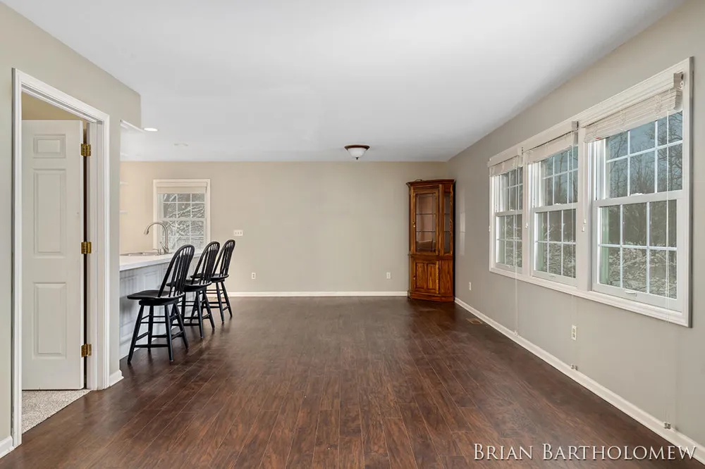560 Saddlebrook Drive NE Ada, MI 49301