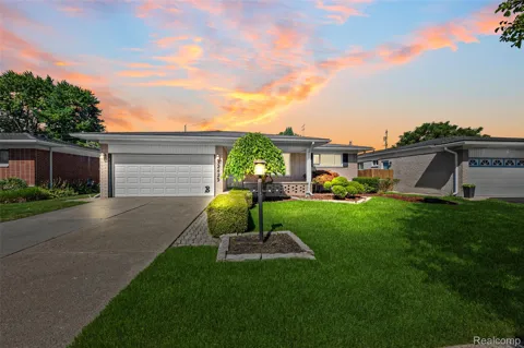 32429 Whitley Circle
