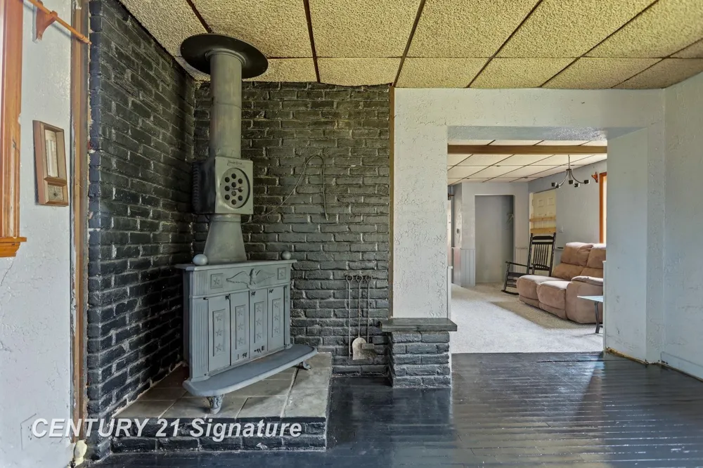 3865 Old King Road Bridgeport Charter Township, MI 48601