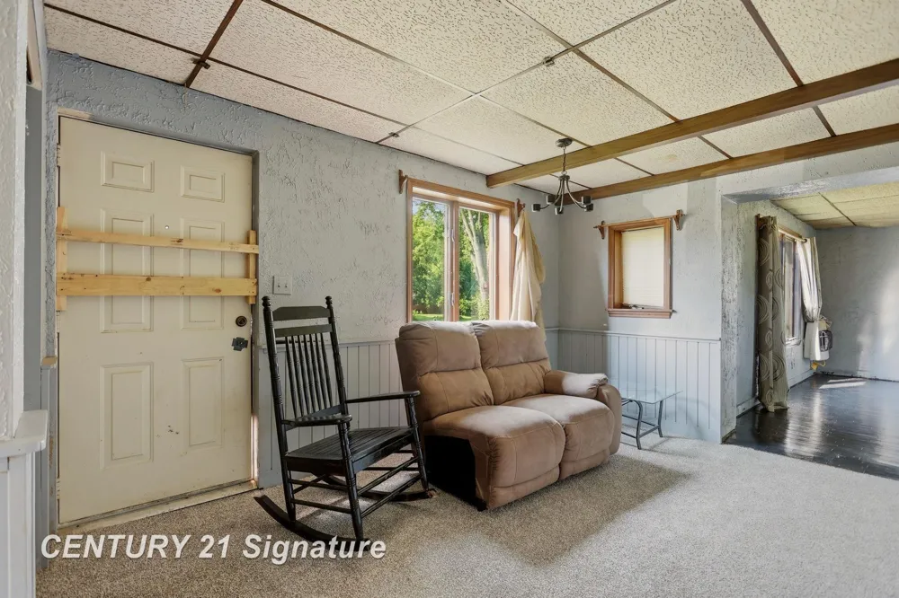 3865 Old King Road Bridgeport Charter Township, MI 48601