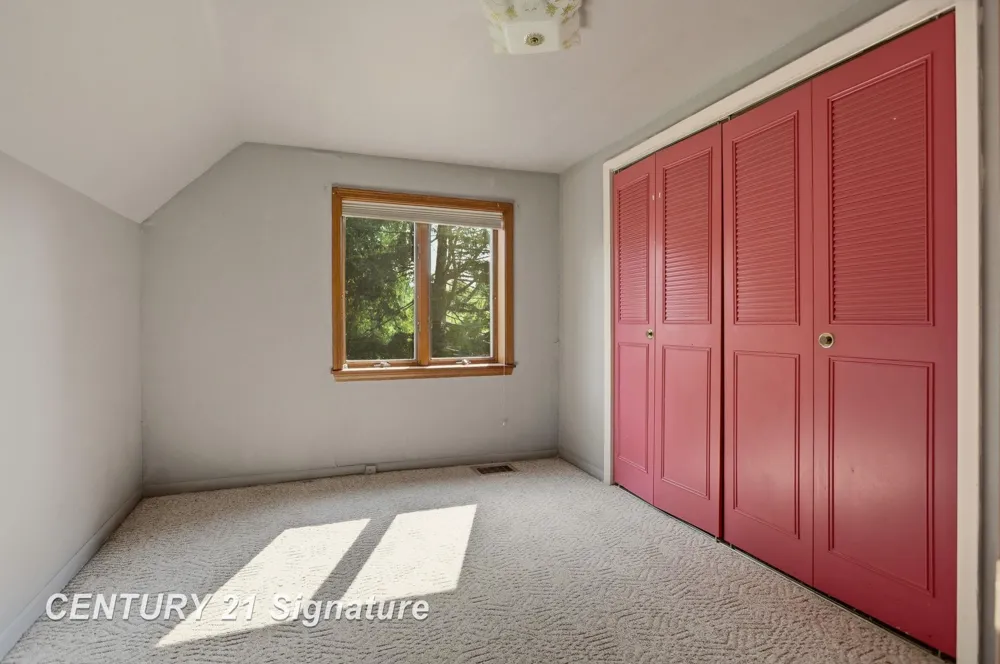 3865 Old King Road Bridgeport Charter Township, MI 48601