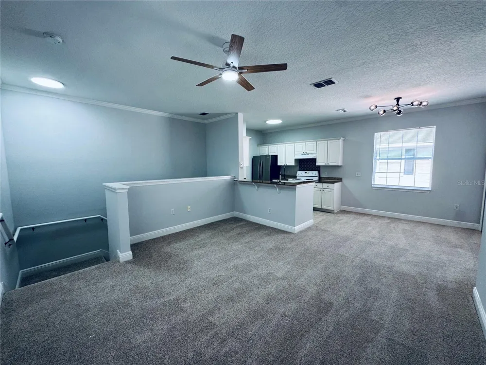 233 SOUTHERN PECAN CIRCLE #101 Winter Garden, FL 34787