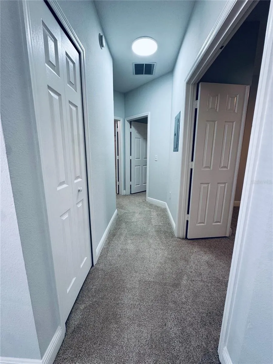 233 SOUTHERN PECAN CIRCLE #101 Winter Garden, FL 34787