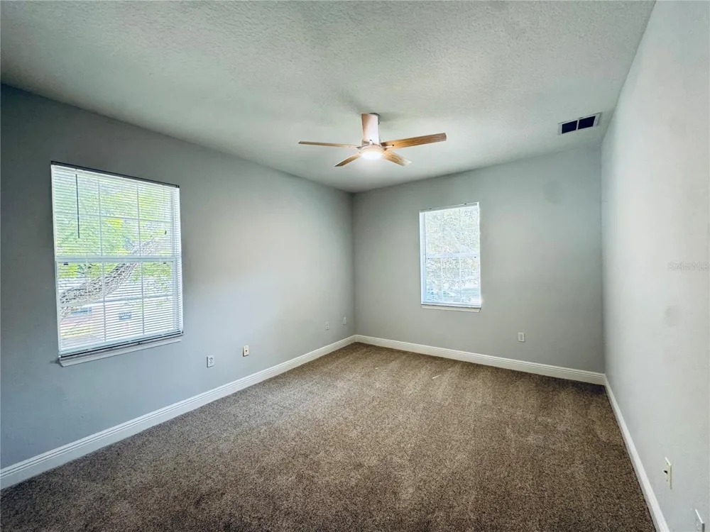 233 SOUTHERN PECAN CIRCLE #101 Winter Garden, FL 34787