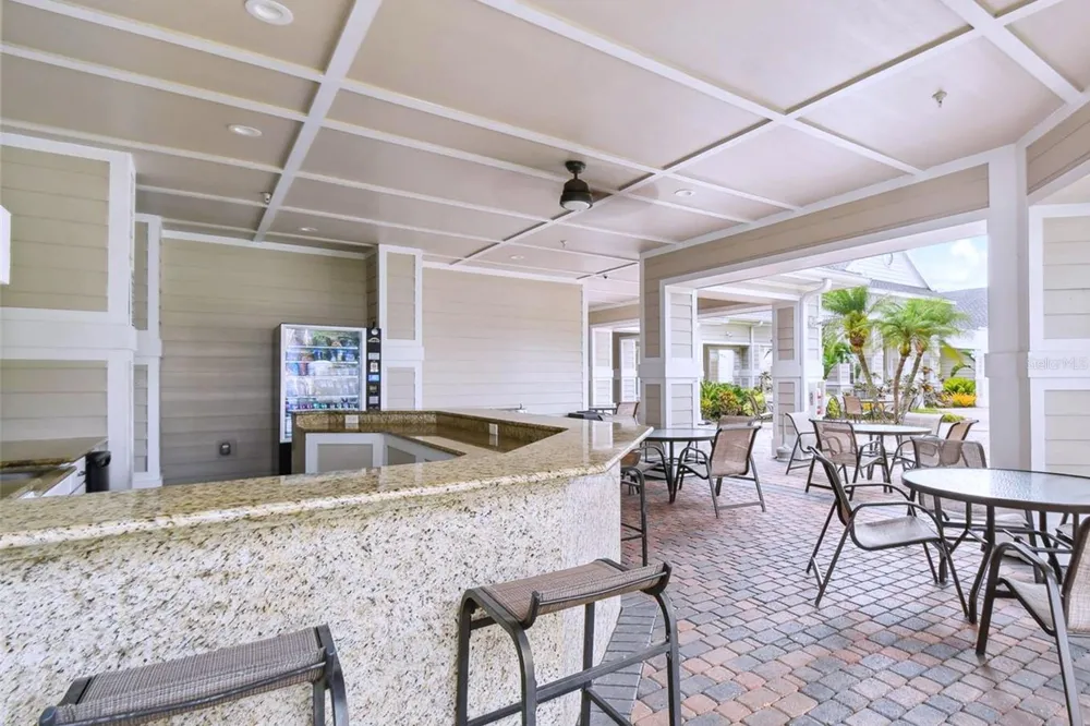 233 SOUTHERN PECAN CIRCLE #101 Winter Garden, FL 34787