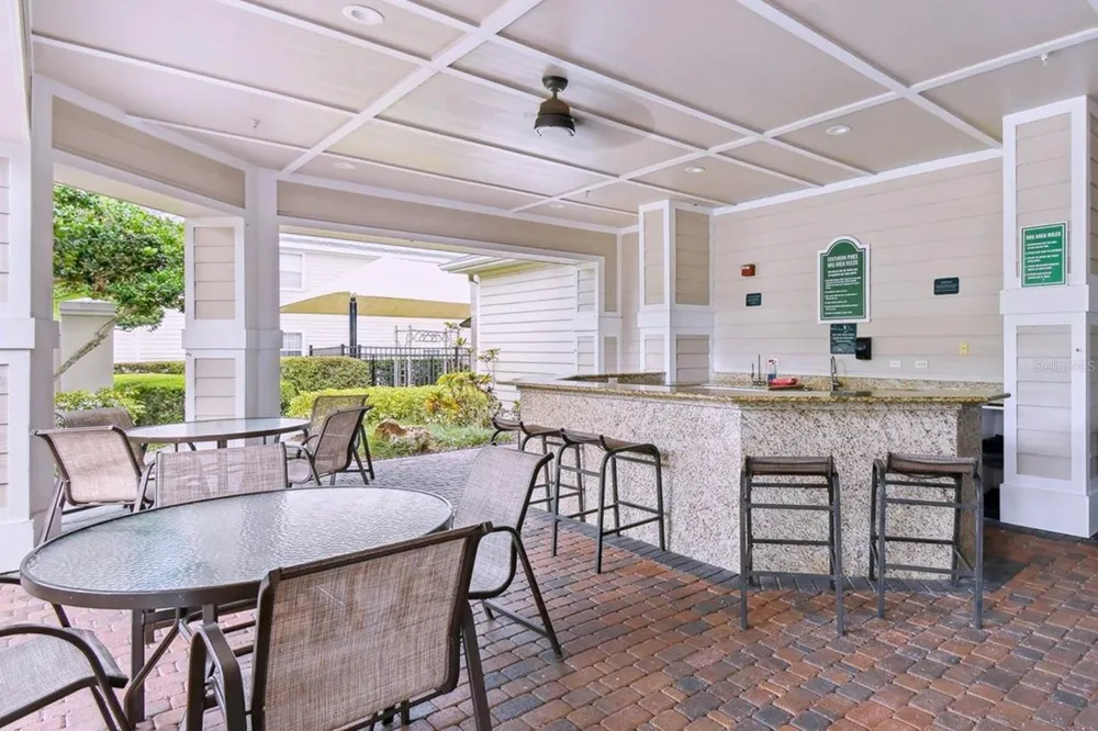 233 SOUTHERN PECAN CIRCLE #101 Winter Garden, FL 34787