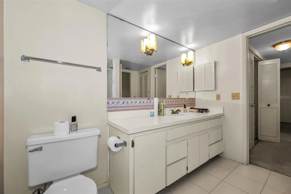 4411 SHADY TERRACE LANE #115 Tampa, FL 33613