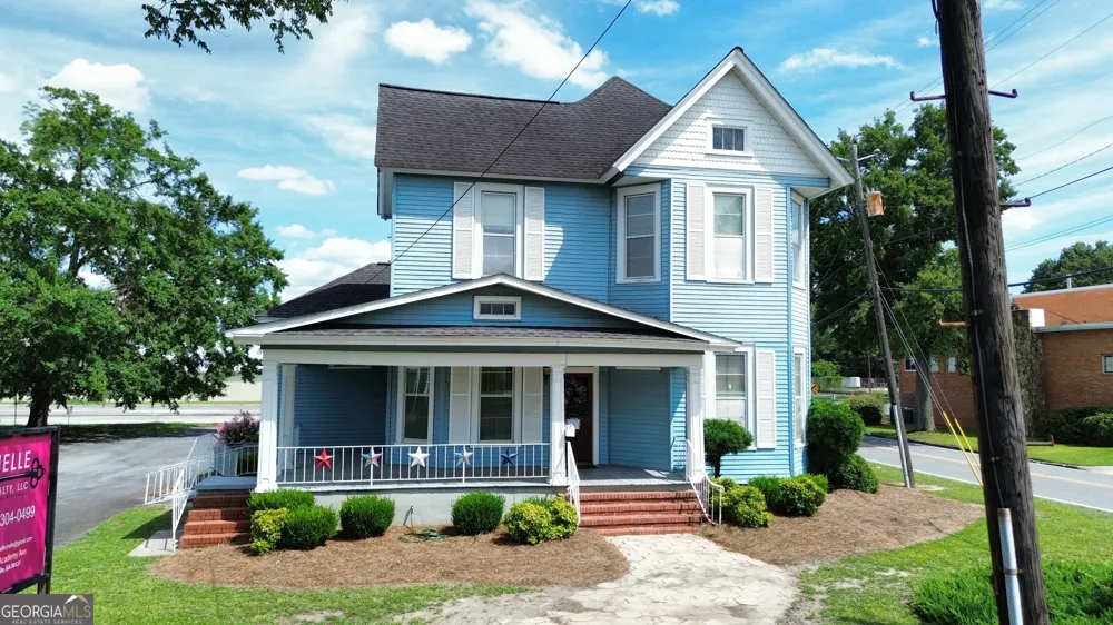 526 Academy AVE Dublin, GA 31021