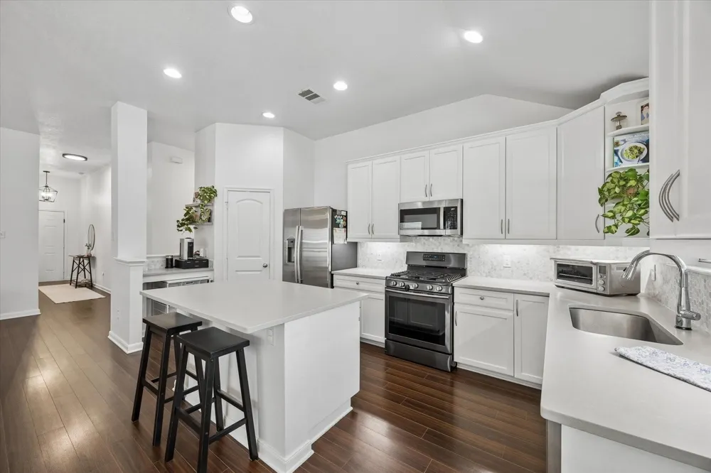1407 Summer Court Brenham, TX 77833
