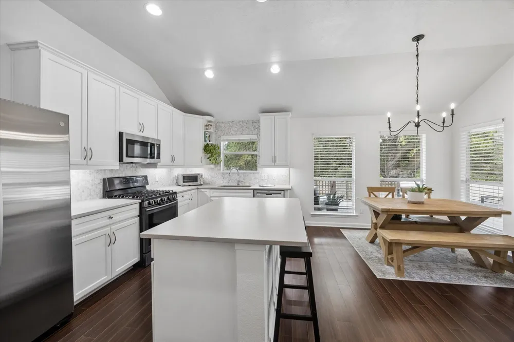 1407 Summer Court Brenham, TX 77833