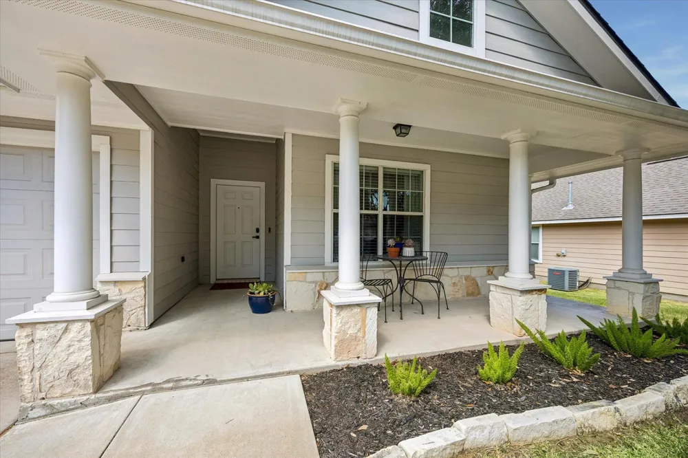 1407 Summer Court Brenham, TX 77833