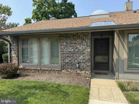 213 UXBRIDGE