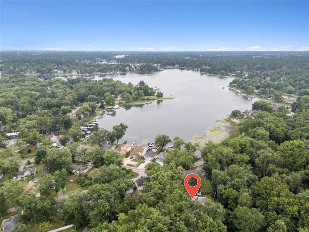 9535 Listeria Street Commerce Charter Township, MI 48382