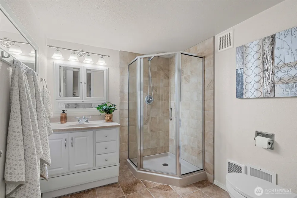 3415 99th Ave E #D Edgewood, WA 98371