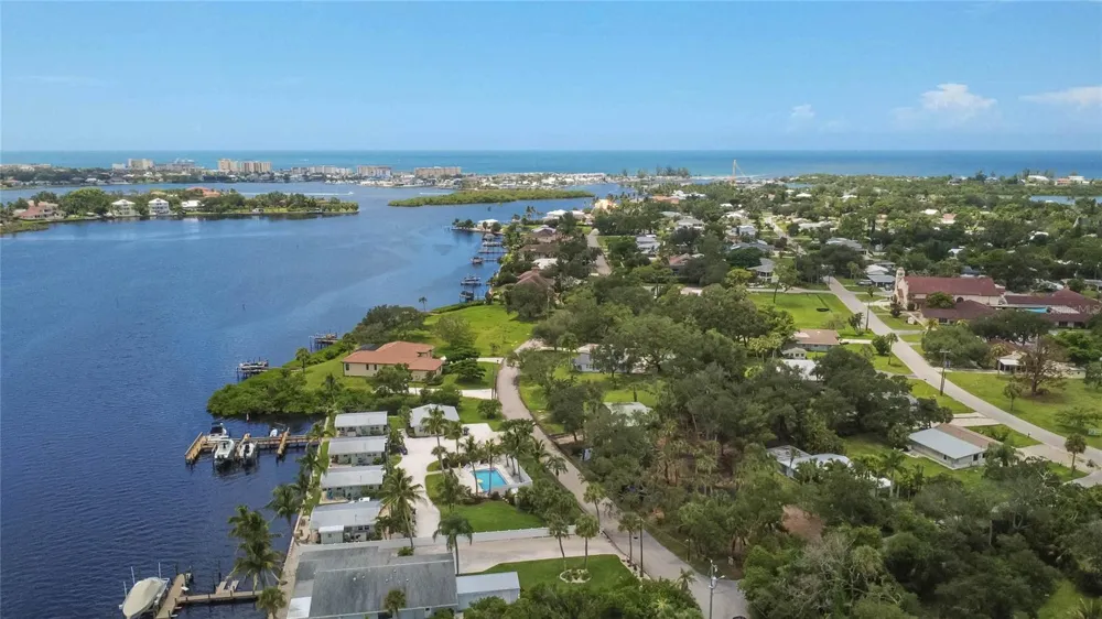 516 TAMIAMI TRAIL S #306 Nokomis, FL 34275