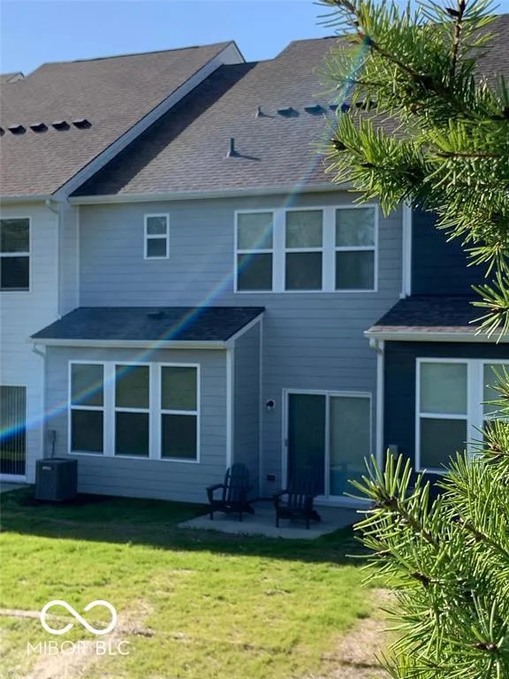 14182 Bay Willow Drive Fishers, IN 46037