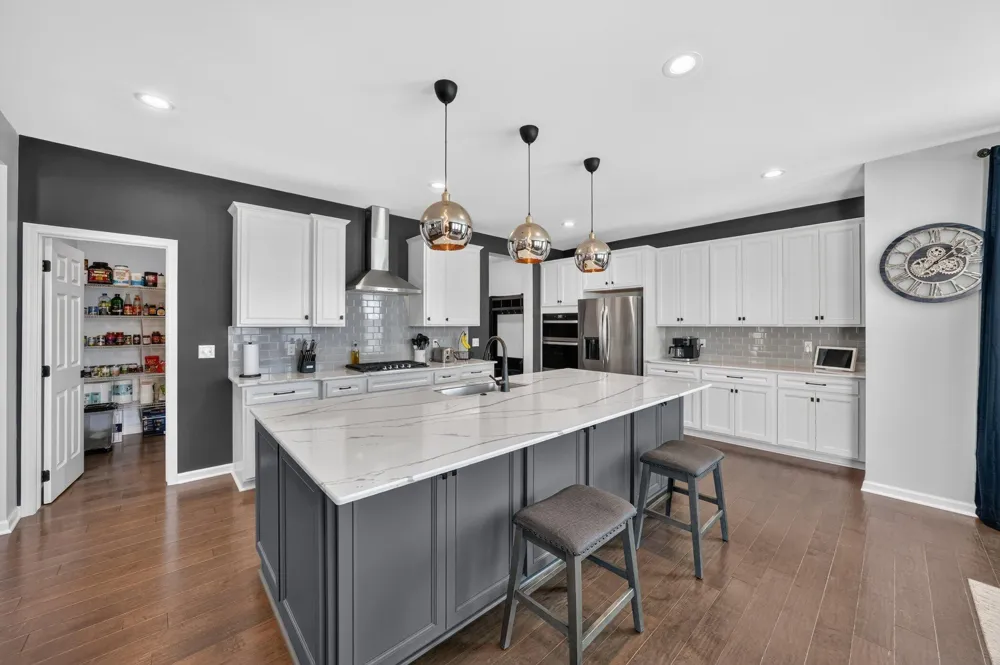51681 Maple Leaf Drive Unknown, MI 48042