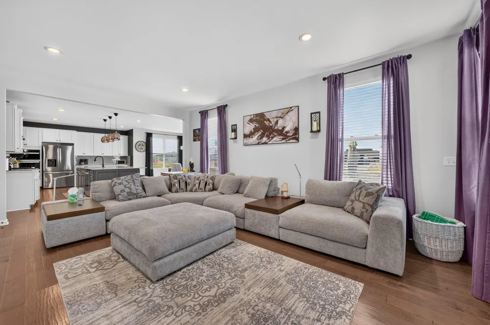 51681 Maple Leaf Drive Unknown, MI 48042