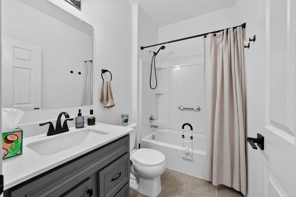 51681 Maple Leaf Drive Unknown, MI 48042