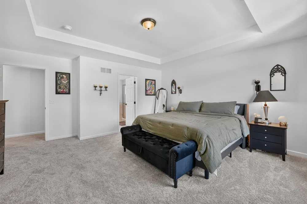 51681 Maple Leaf Drive Unknown, MI 48042