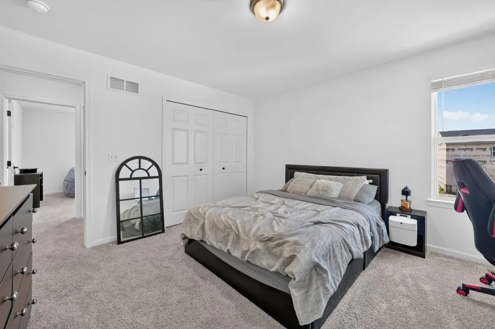 51681 Maple Leaf Drive Unknown, MI 48042