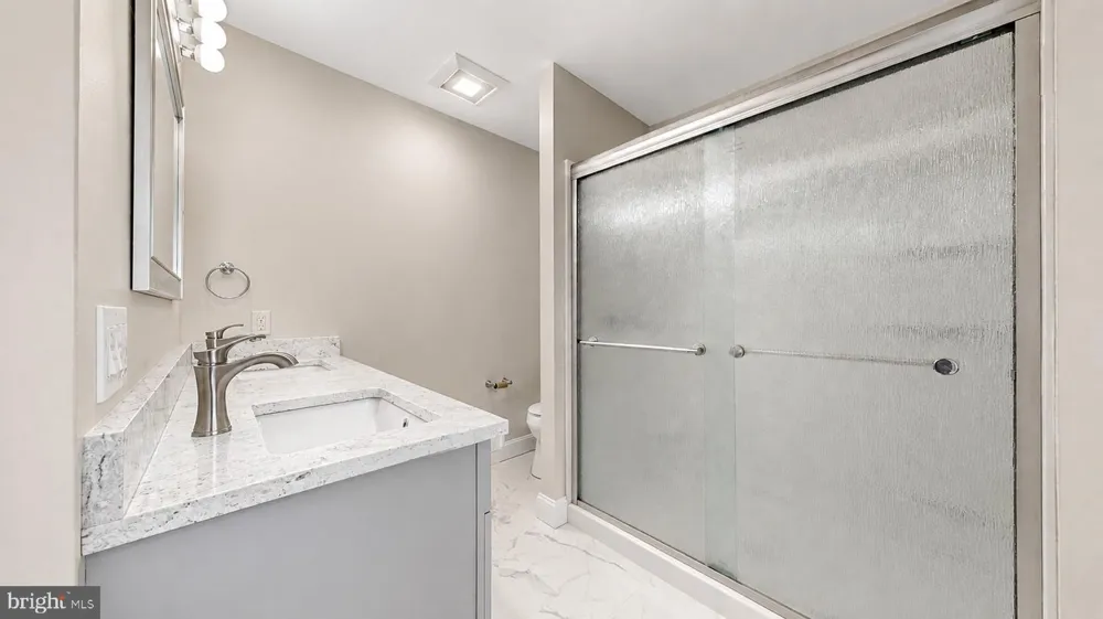 1659 E WALNUT ROAD Vineland, NJ 08361