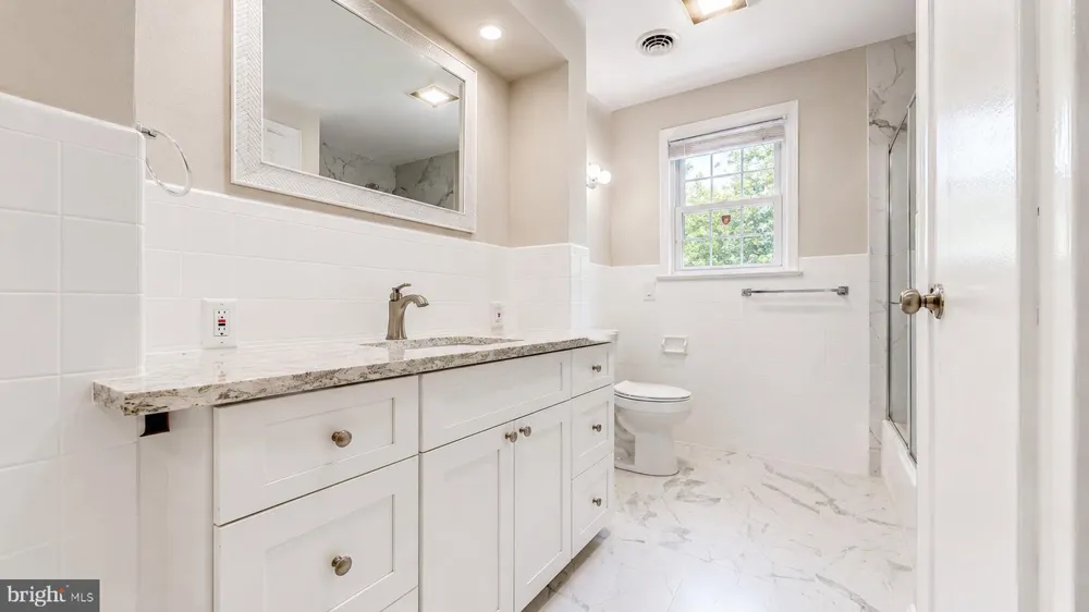 1659 E WALNUT ROAD Vineland, NJ 08361