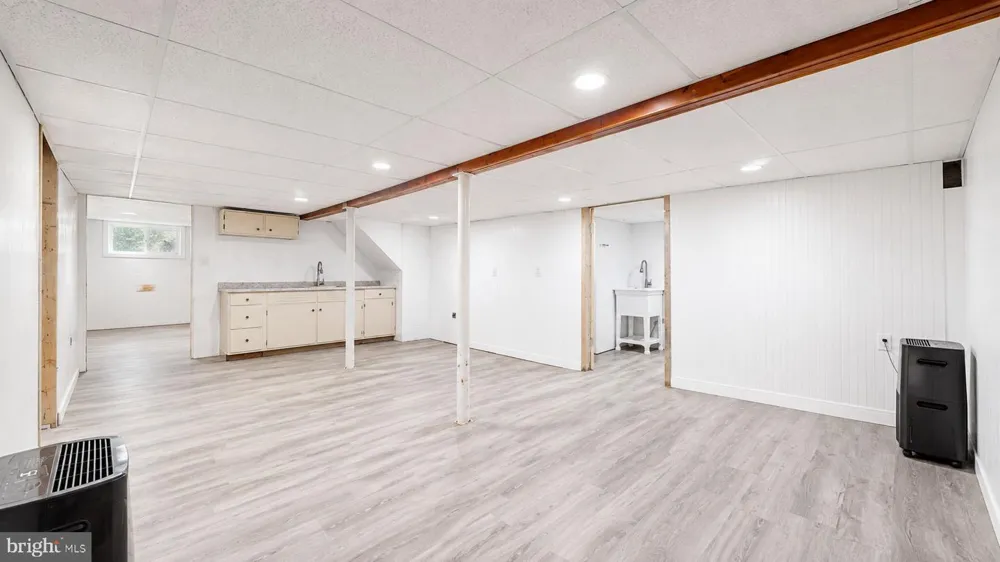 1659 E WALNUT ROAD Vineland, NJ 08361
