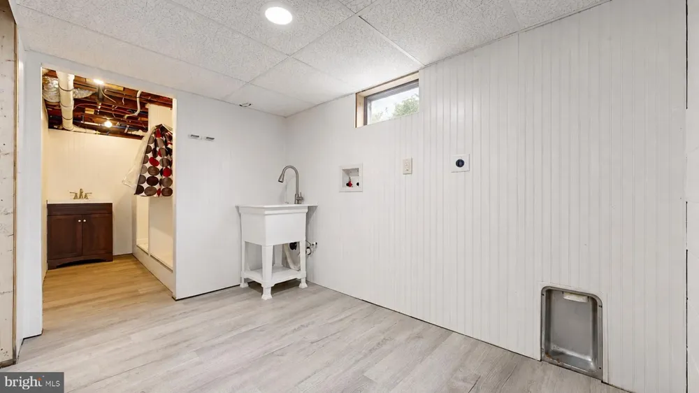 1659 E WALNUT ROAD Vineland, NJ 08361