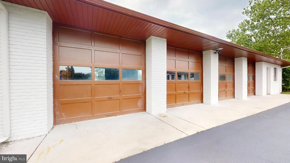 1659 E WALNUT ROAD Vineland, NJ 08361