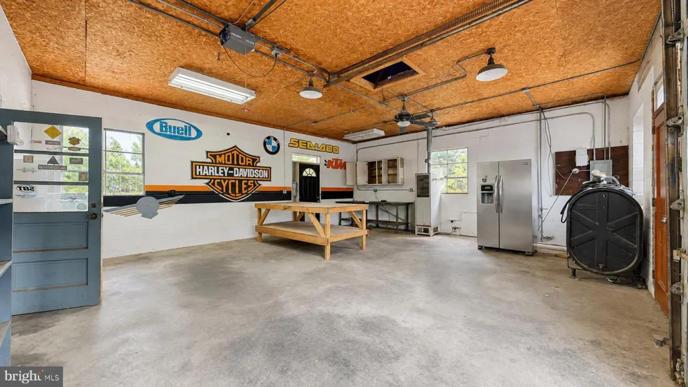1659 E WALNUT ROAD Vineland, NJ 08361