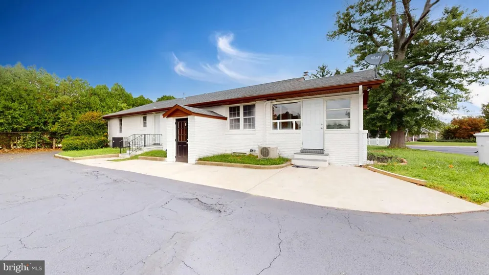 1659 E WALNUT ROAD Vineland, NJ 08361