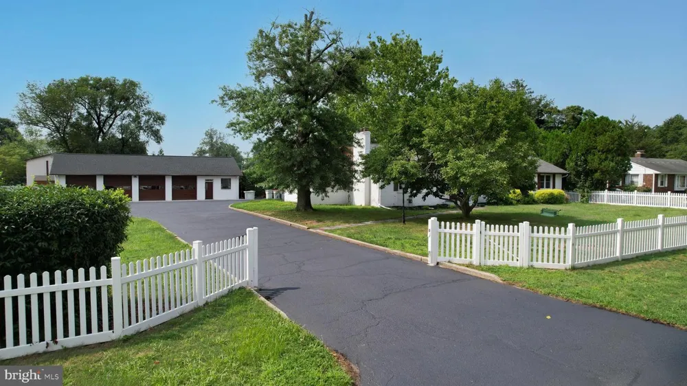 1659 E WALNUT ROAD Vineland, NJ 08361