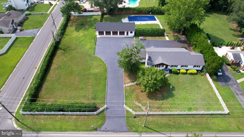 1659 E WALNUT ROAD Vineland, NJ 08361