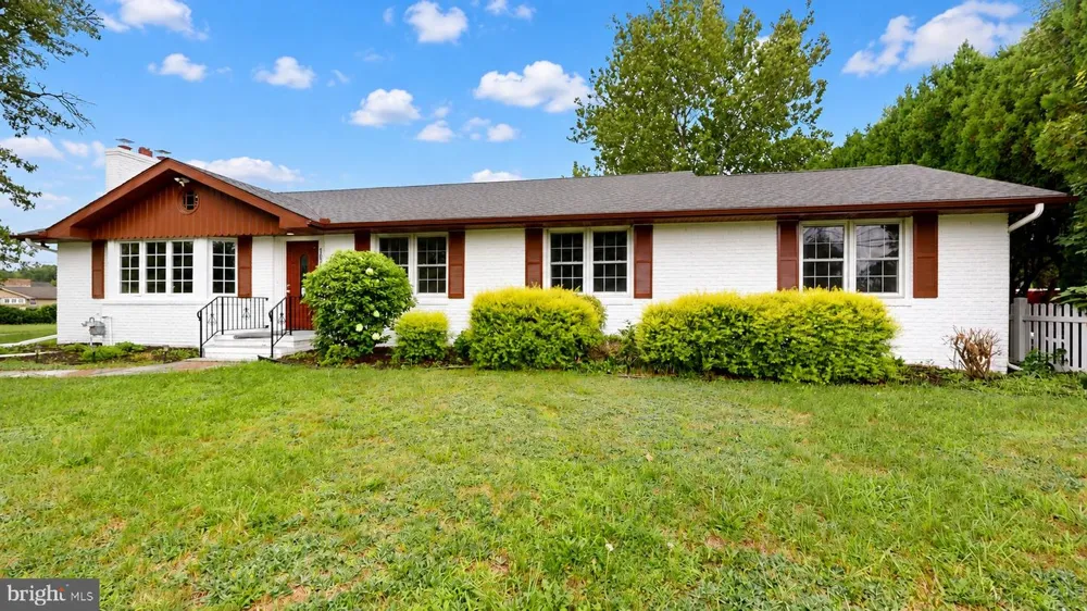 1659 E WALNUT ROAD Vineland, NJ 08361