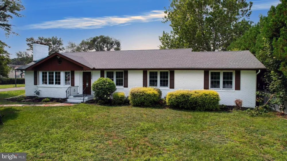1659 E WALNUT ROAD Vineland, NJ 08361
