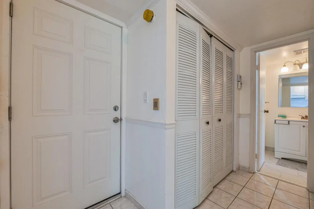 4851 NW 26th Court #336 Lauderdale Lakes, FL 33313