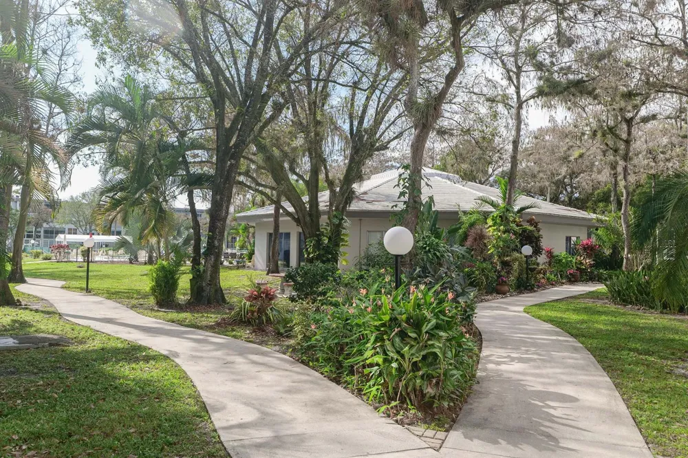 4851 NW 26th Court #336 Lauderdale Lakes, FL 33313