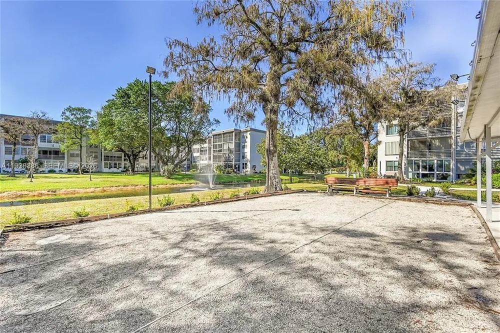 4851 NW 26th Court #336 Lauderdale Lakes, FL 33313