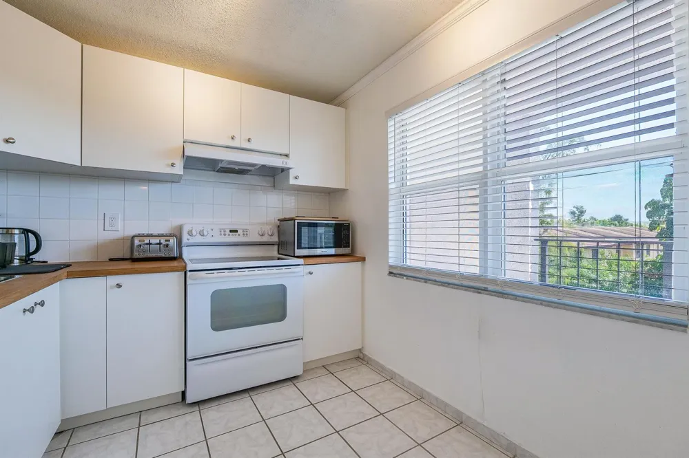 4851 NW 26th Court #336 Lauderdale Lakes, FL 33313