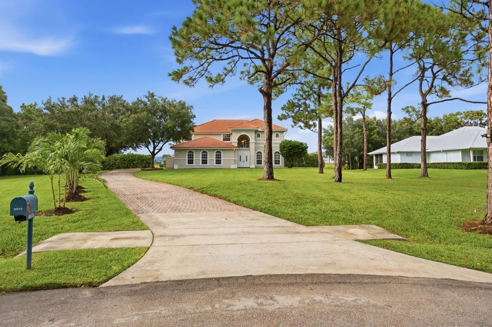5513 SW Windward Way Palm City, FL 34990