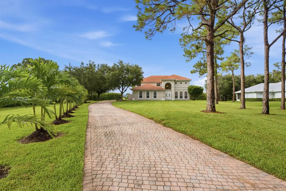 5513 SW Windward Way Palm City, FL 34990