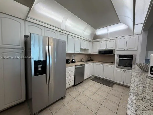 19370 Collins Ave #321 Sunny Isles Beach, FL 33160