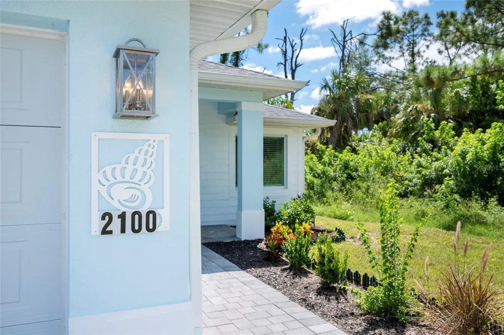 2100 COMO STREET Port Charlotte, FL 33948