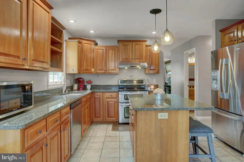 631 ERIC DRIVE Shippensburg, PA 17257
