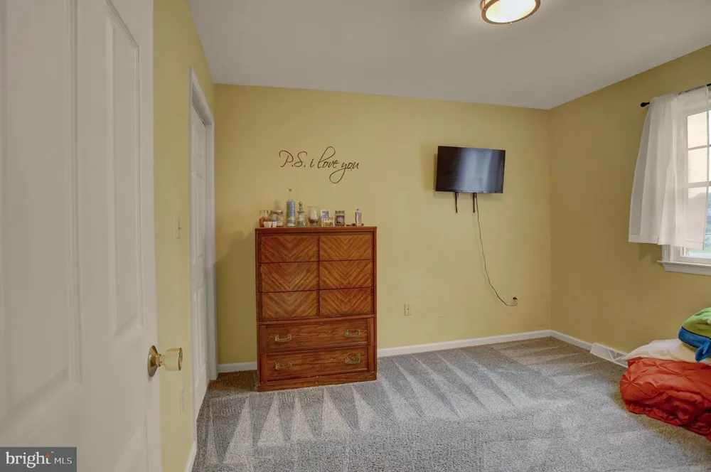 631 ERIC DRIVE Shippensburg, PA 17257